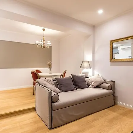 “d'azeglio N.9” Luxury Panoramic Flat With Kitchen アパート *